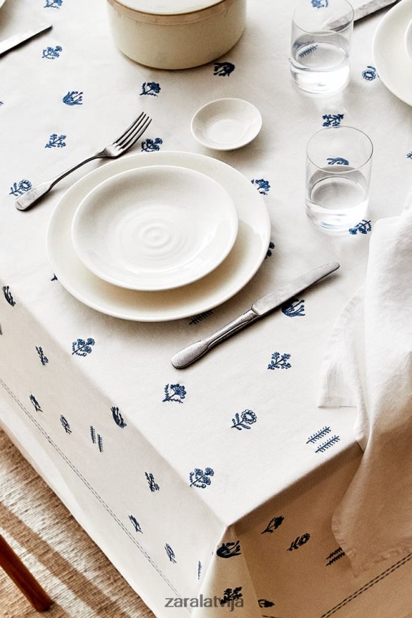 izšūtu ziedu galdauts unisex Zara zils 6ZTV401676 Piederumi