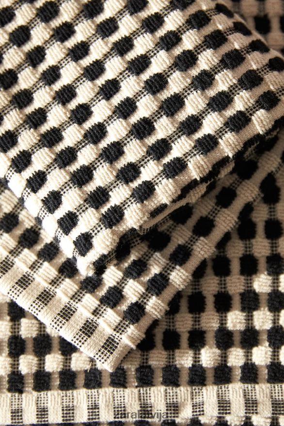 teksturēts kokvilnas dvielis unisex Zara melns 6ZTV401717 Piederumi