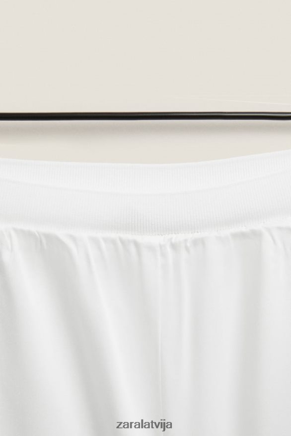 mīksta pieskāriena šorti sievietes Zara balts 6ZTV401811 apģērbs