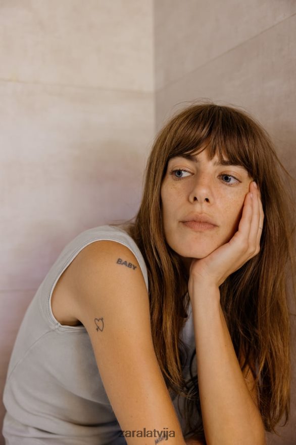 mazgāts kokvilnas krekls sievietes Zara pelēks 6ZTV40871 apģērbs